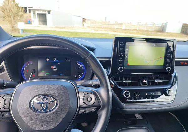 Toyota Corolla cena 75900 przebieg: 129000, rok produkcji 2020 z Łomianki małe 79